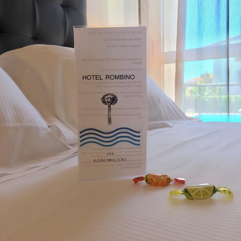 Hotel Rombino ฟอนเตบลันดา ภายนอก รูปภาพ