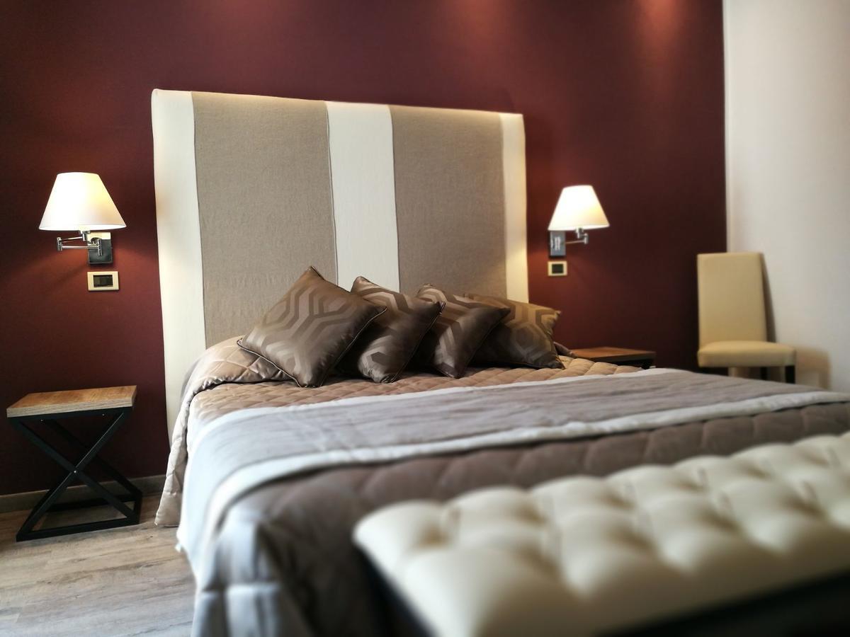 Hotel Rombino ฟอนเตบลันดา ภายนอก รูปภาพ