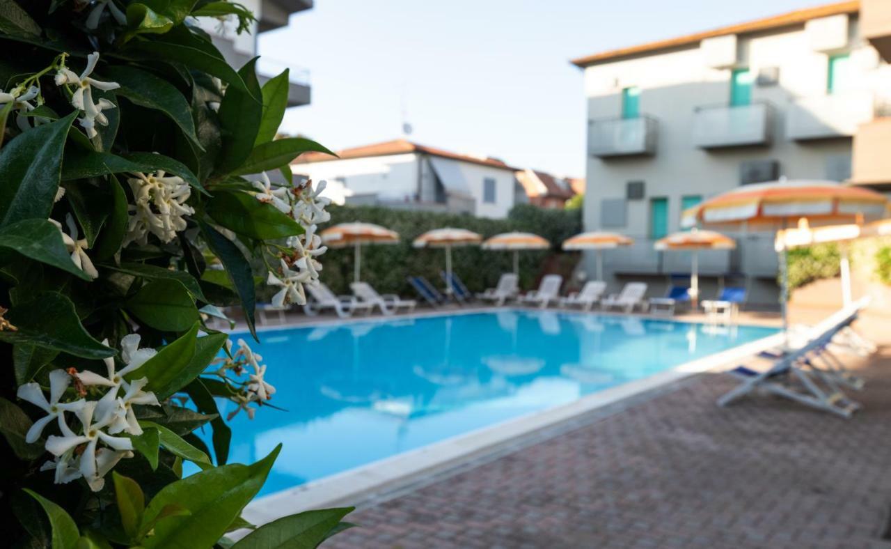 Hotel Rombino ฟอนเตบลันดา ภายนอก รูปภาพ